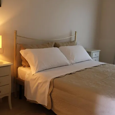 Il Carrubo La Dimora בית הארחה