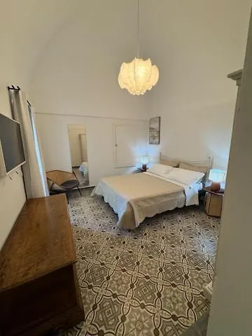 招待所 Il Carrubo La Dimora 4*